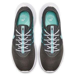 NIB Nike VTR Women’s Running Shoes